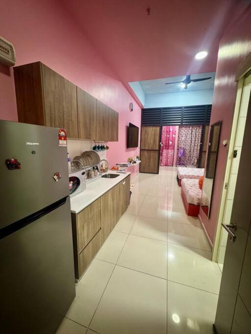 Hello Kitty Homestay - Cameron Highlands - Spacious Studio - Perfect For Families - Sleeps 4 And Baby Tanah Rata Eksteriør bilde