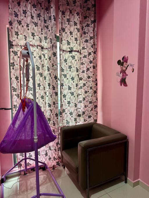 Hello Kitty Homestay - Cameron Highlands - Spacious Studio - Perfect For Families - Sleeps 4 And Baby Tanah Rata Eksteriør bilde