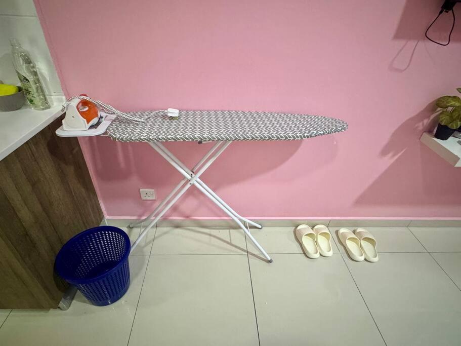 Hello Kitty Homestay - Cameron Highlands - Spacious Studio - Perfect For Families - Sleeps 4 And Baby Tanah Rata Eksteriør bilde